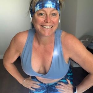 Meet your Posher, Julie